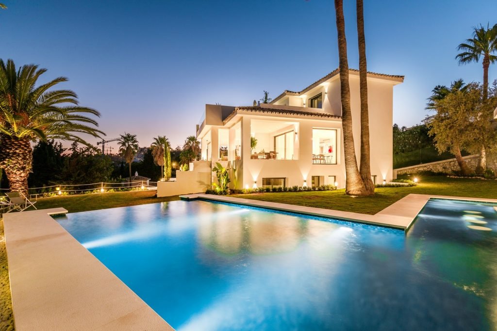 Luxury Family Home In Los Naranjos Golf Nueva Andalucia